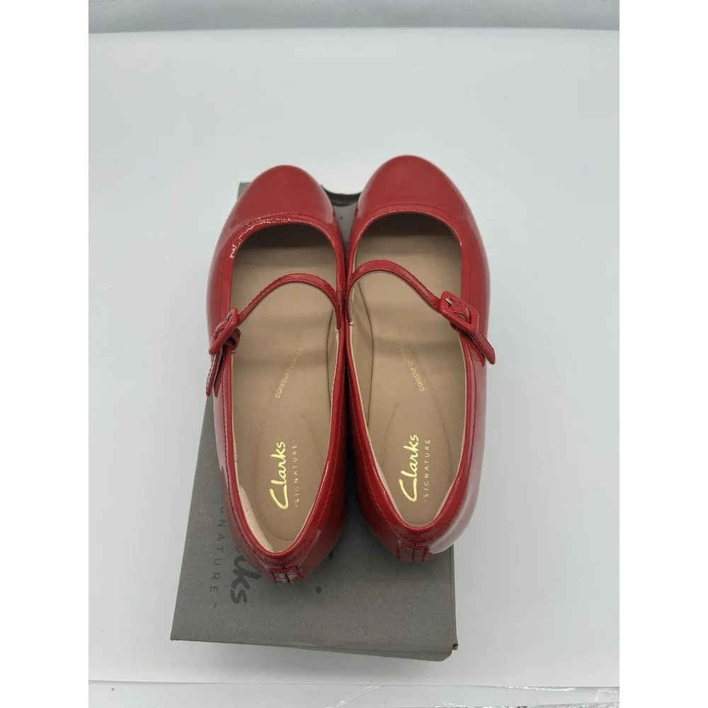 Clarks Cherry Red Patent Flats - Picture 6 of 8